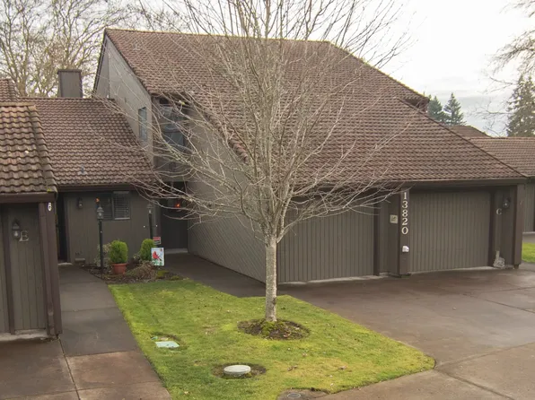 13820 NW 10th Ct APT D, Vancouver, WA 98685