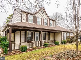 4765 Hummingbird Dr, Waldorf, MD 20603