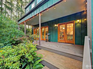 7169 NE Hidden Cove Rd, Bainbridge Island, WA 98110