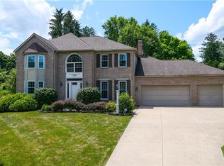 5360 Brooklands Dr, Hudson, OH 44236