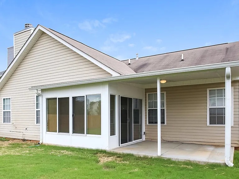 610 Clairidge Ln — Photo 16
