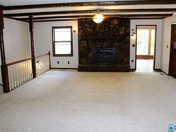 2nd image of 426 Scenic Cir
