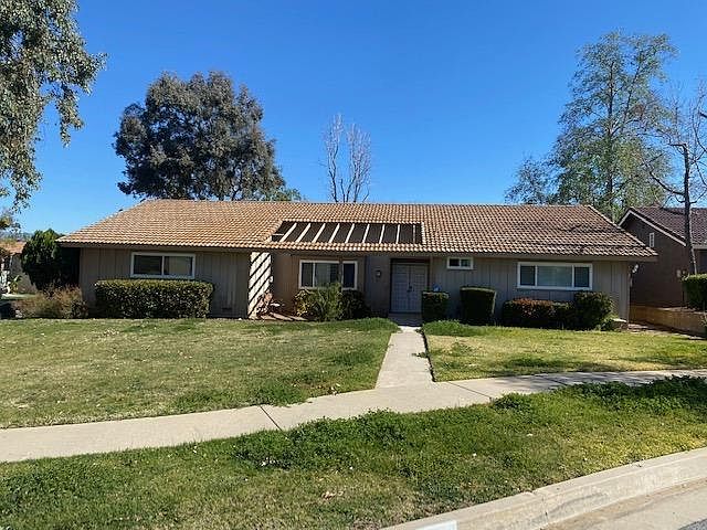 1st image of 1453 Fernwood Dr