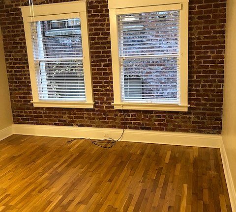 5th image of 2056 NW Glisan St APT 28