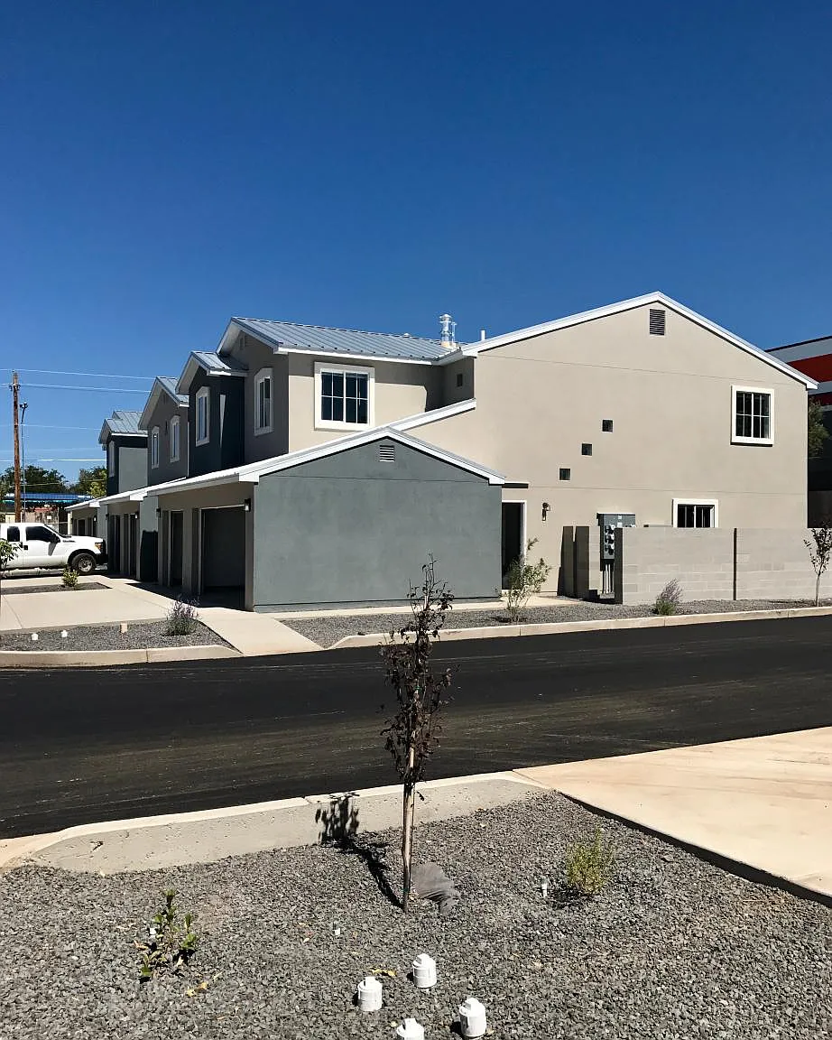 12844 Lomas Boulevard NE — Photo 2