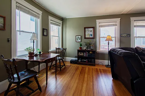 12 Bond St #1 Photo 1