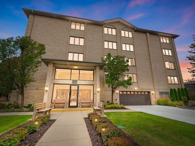 9510 S Kolmar Ave APT 406, Oak Lawn, IL, 60453