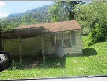 2nd image of 27 John Simms Hill Rd
