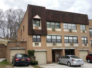 240-16 70th Ave FLOOR 3, Little Neck, NY 11362