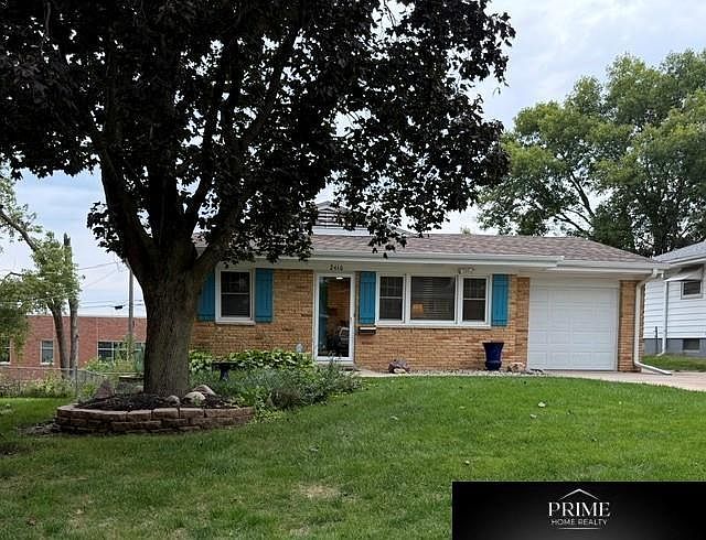 1st image of 2410 S 84th St