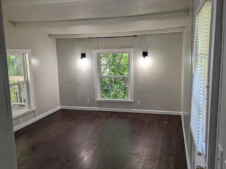 530 Dooley Rd — Photo 11
