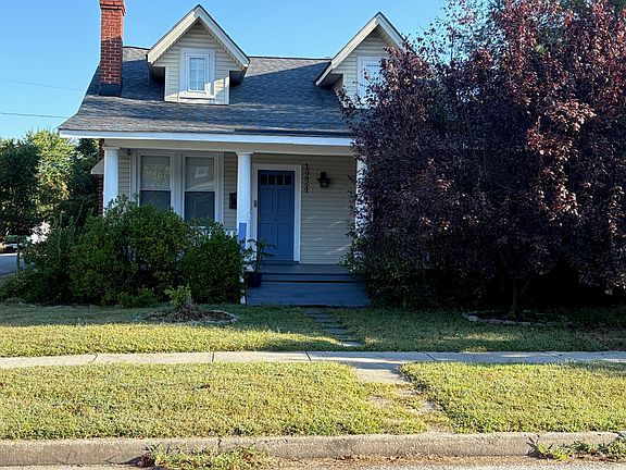 2nd image of 1224 Claremont Ave