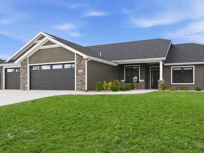 1989 Eastland Xing, Angola, IN, 46703