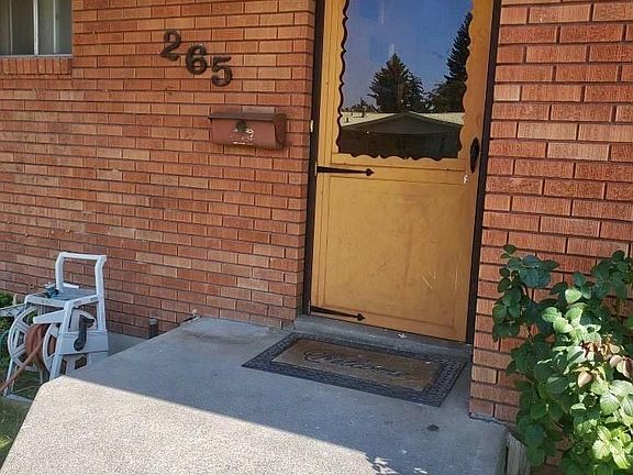 3rd image of 265 Lincoln Dr
