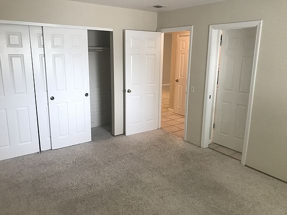 5th image of 363 Boynton Ave