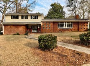 819 Venetta Pl NW, Atlanta, GA 30318