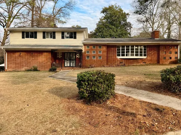 819 Venetta Pl NW, Atlanta, GA 30318