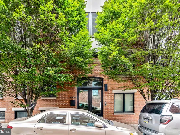 1002 N 3rd St, Philadelphia, PA 19123