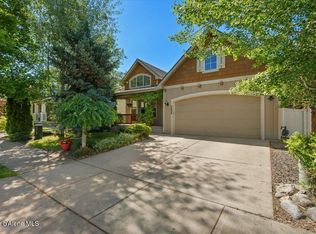 2624 W Sorbonne Dr, Coeur D Alene, ID 83815