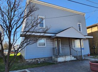 353 Main St, Allenton, WI 53002