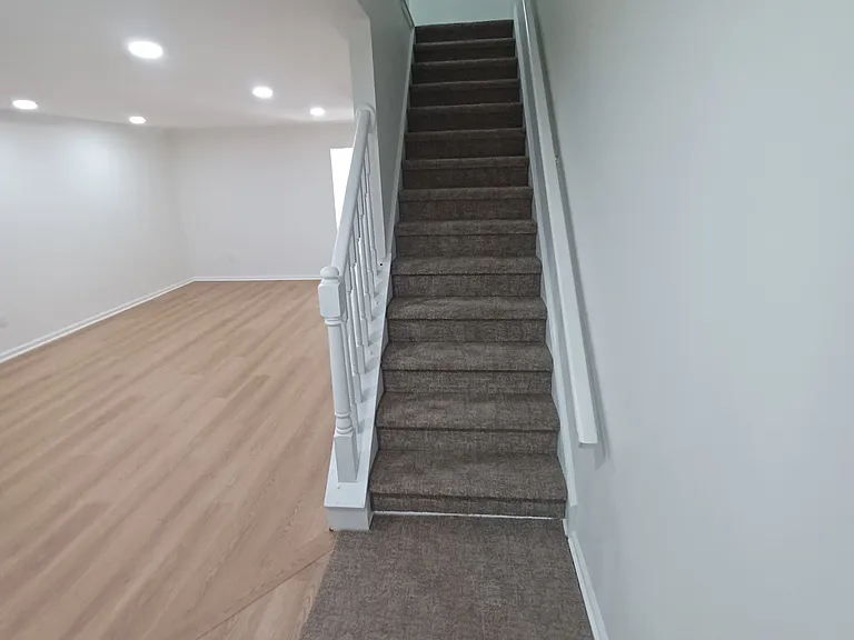 199 Victoria Ct — Photo 9