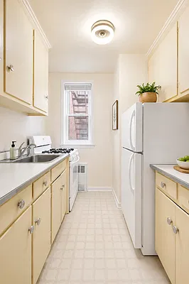 Kitchen, photo 1