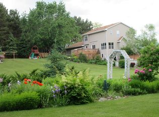 3551 School Ln, Green Bay, WI 54313