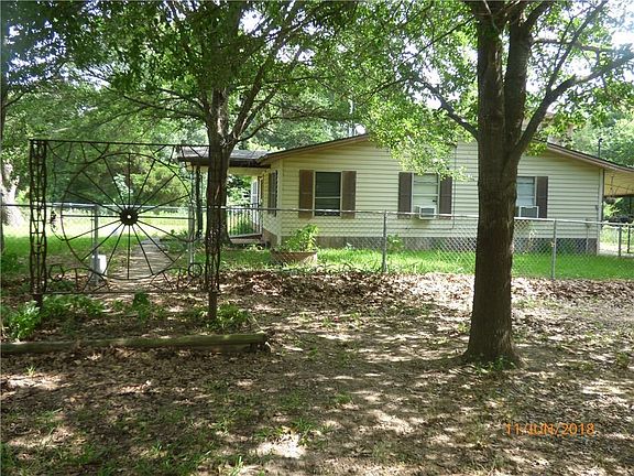 4th image of 742 County Road 2270
