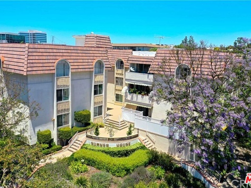1st image of 5625 N Sumner Way #302