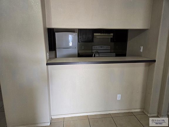 4th image of 6053 Frio River St