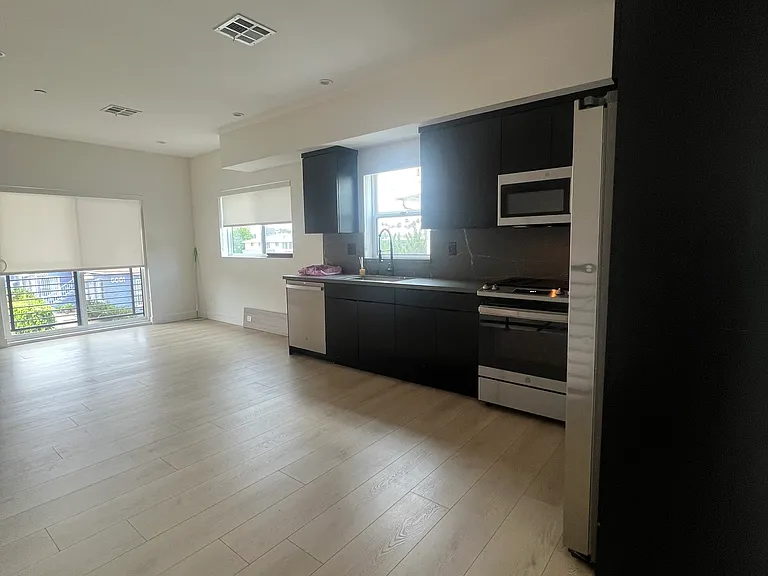6006 Comey Ave — Photo 28