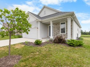 W218N16046 Tiger Lily Dr, Jackson, WI 53037