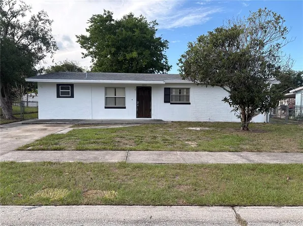2240 White Sands Dr, Titusville, FL 32780