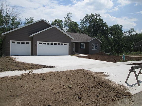 2nd image of 4354 Trail View Dr NE