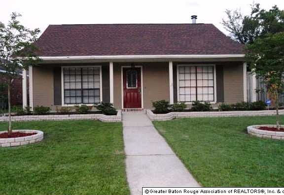 2nd image of 561 Fawn Lake Dr