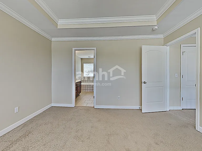 1356 Pershing Hill Ln — Photo 8