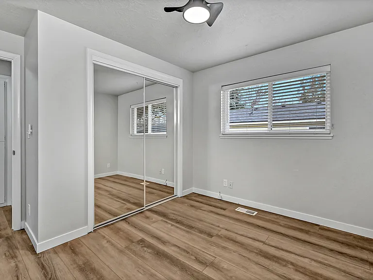 1566 S Euclid Ave — Photo 7