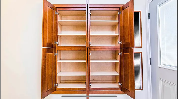 Rented by Nooklyn NYC LLC | media 38