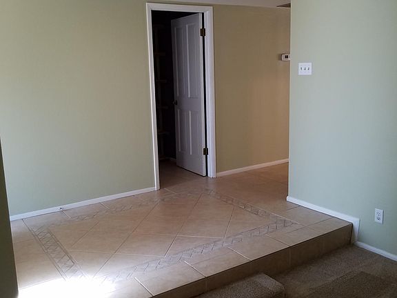 4th image of 8619 E Mitchell Dr