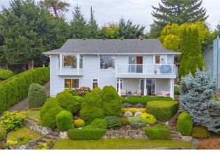 1089 College Dr, Nanaimo, BC V9R5X3