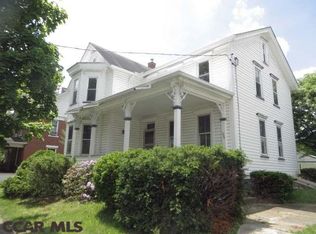 320 High St, Williamsburg, PA 16693