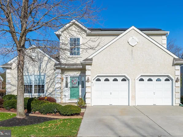 9 Michael Rd, Sicklerville, NJ 08081