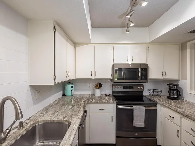 2232 W Lindner Ave #31 — Photo 9