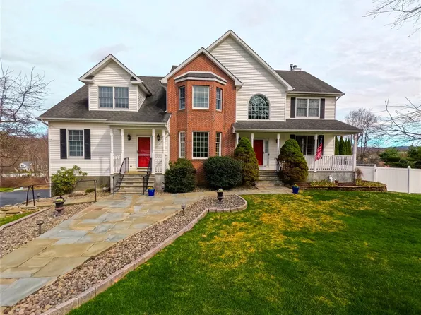137 Duke Drive, Carmel, NY 10512