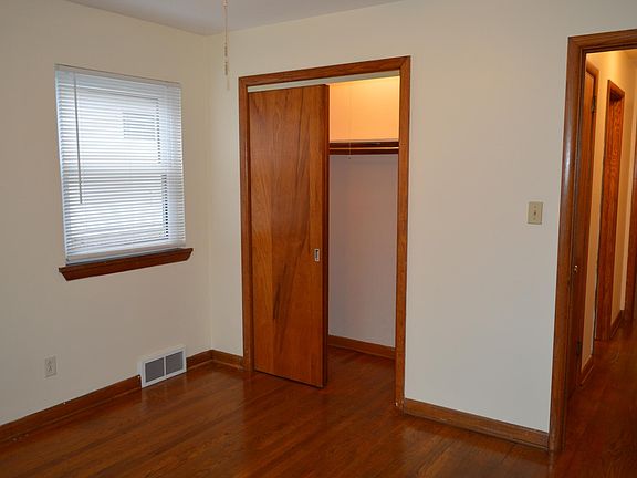 5th image of 13 Parkview Dr #13