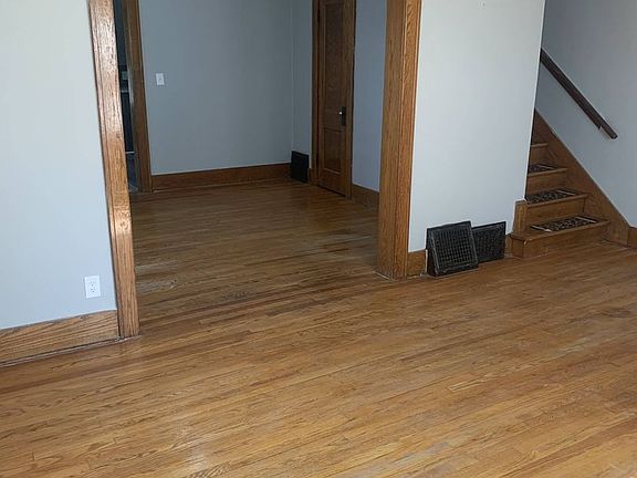 5th image of 3146 Mason St #3148
