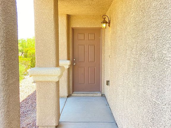 3rd image of 7360 Lagoon Blue St