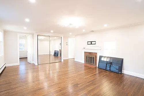 40 Puddingstone Ln Photo 1