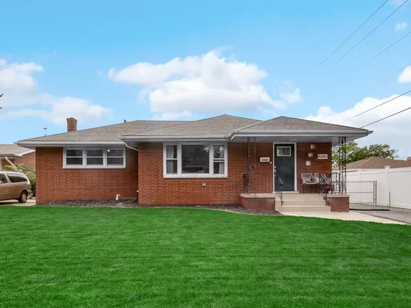8340 Cottage Grove Pl, Highland, IN 46322