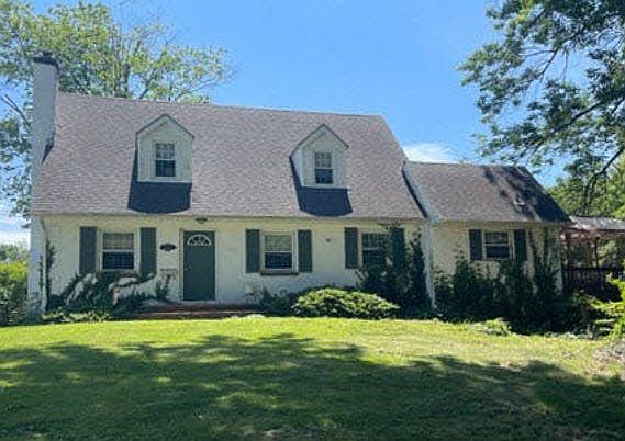 1st image of 2612 Madison Ave